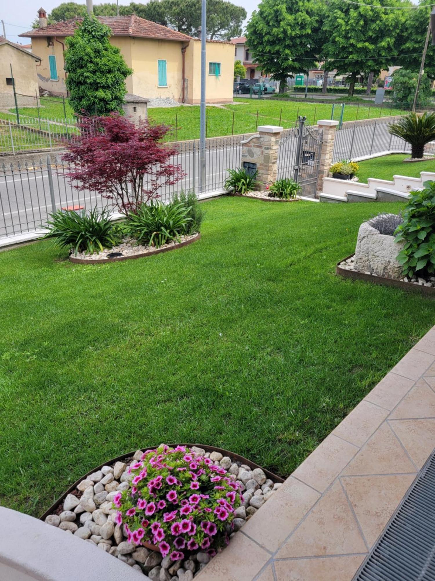 Casa Lorena Desenzano del Garda Exterior foto